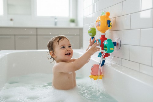 INTERAKTYWNA ZABAWKA DO KĄPIELI Z PRZYSSAWKĄ FONTANNA