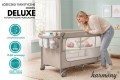 ŁÓŻECZKO TURYSTYCZNE DELUXE II-POZIOMOWE HARMONY AUTOMATYCZNIE SKŁADANE Z PRZEWIJAKIEM I ORGANIZEREM BEŻOWE